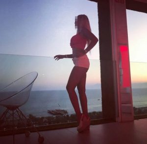 konyaescortmelisa-6-300x295 Harika Vücuda Sahip Sarışın Konya Escort Melisa